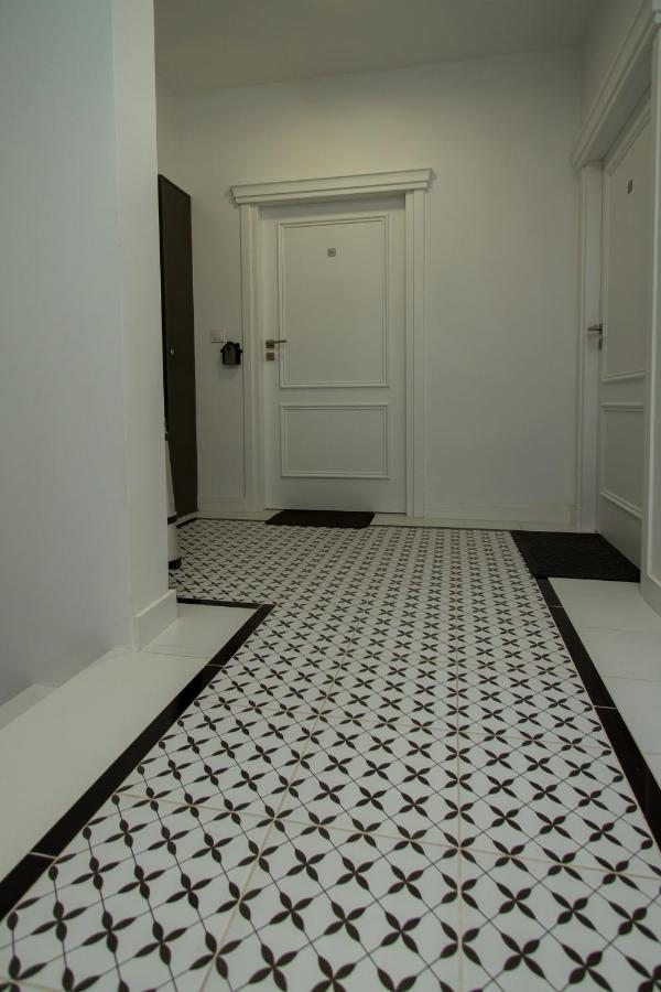 Nowy Apartment Przy Placu Szembeka Varsóvia Exterior foto